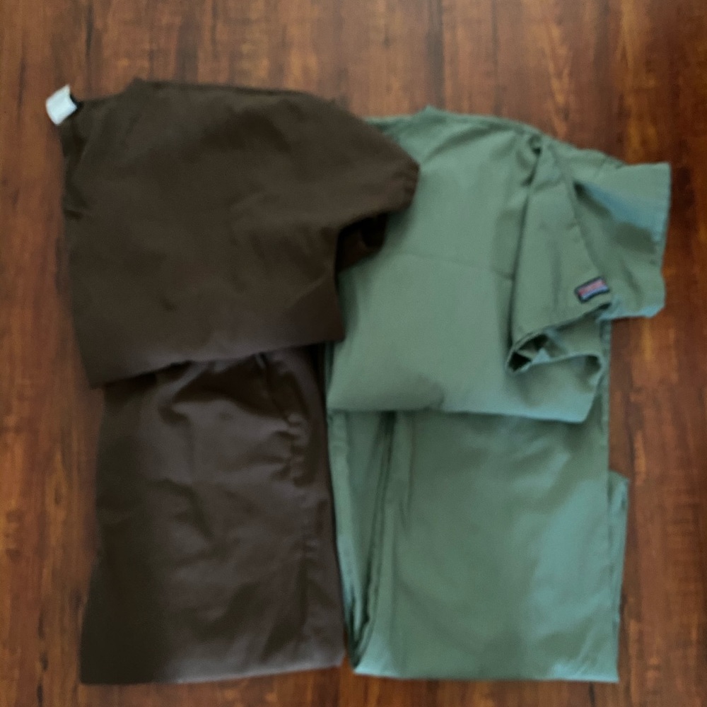 Cherokee scrub sets (2)